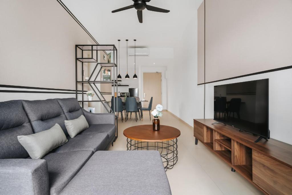 Nowhere 2Br & 2Bath Apartment With Balcony @ Reizz Residences 吉隆坡 外观 照片